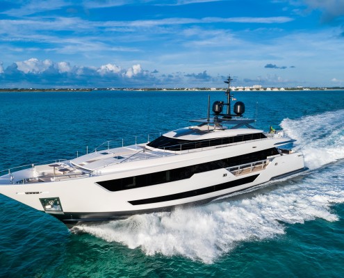 CustomLine_120'New_Cruising-0032_31849