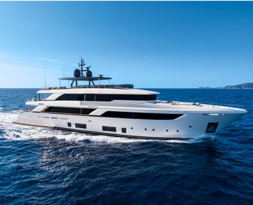 CustomLine_Navetta42New_Cruising-0007_34405