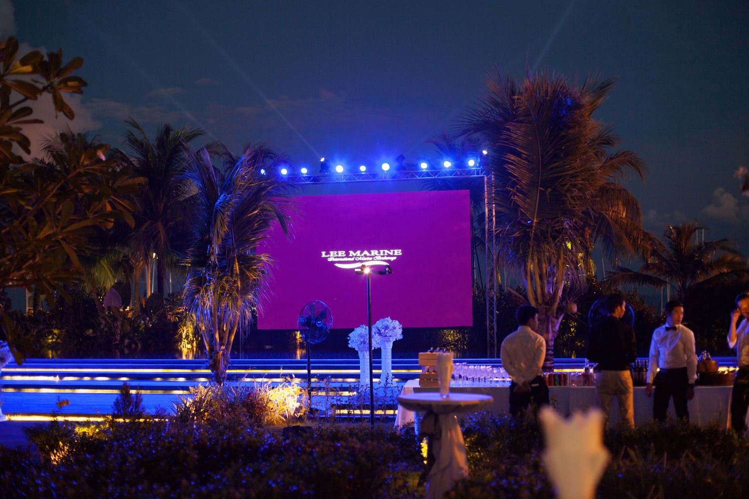 Lee Marine's spectacular poolside Party included a massive screen showing latest, hot yachts and local sea settings.