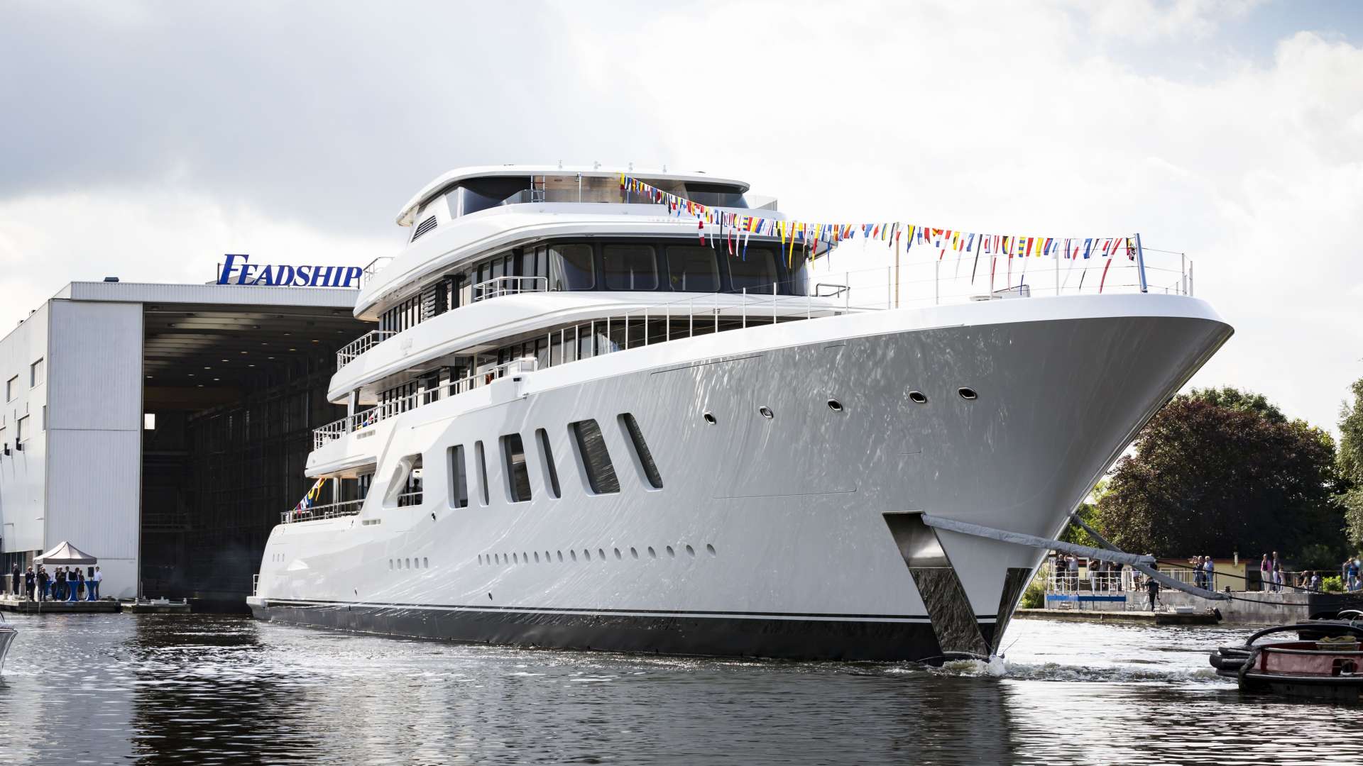 aquarius_launch_copyright_feadship_09__1920