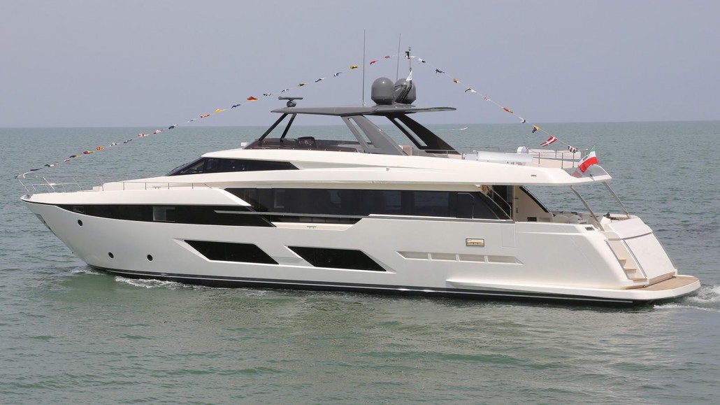 m6WZSlKEQiG6Weyqrv7g_Ferretti-Yachts-920-launched-1600x900