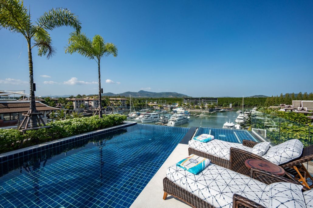 Marina Penthouse with Private Yacht Berth - Lee Marine